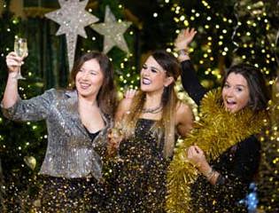 InnontheLakeFestivePartyNight.jpg event.