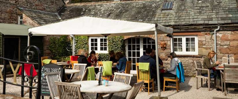 Mill Yard Cafe photo by Helen Shaw www.malkinphotography.co.uk