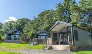 Waterfoot Park